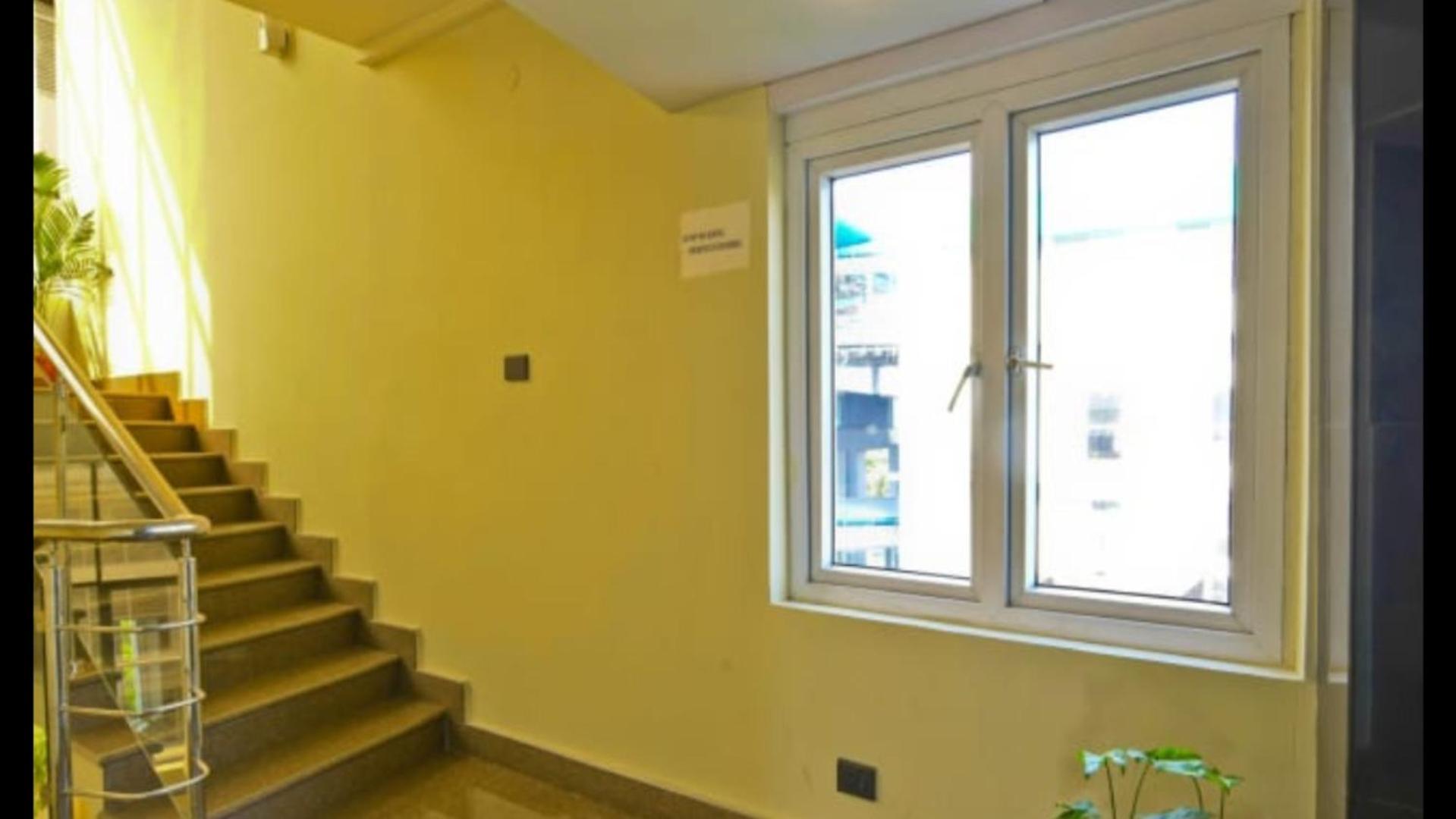 מלון Kochi Kenz Residency מראה חיצוני תמונה