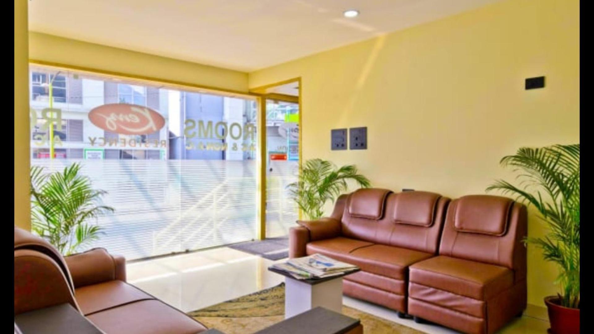 מלון Kochi Kenz Residency מראה חיצוני תמונה