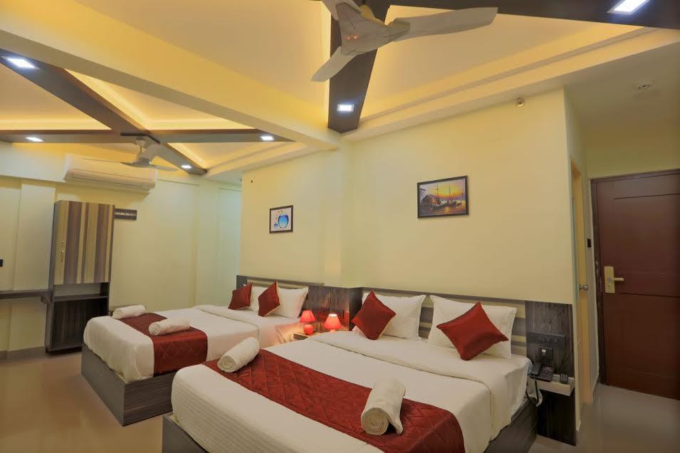 מלון Kochi Kenz Residency מראה חיצוני תמונה