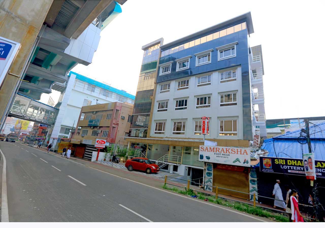 מלון Kochi Kenz Residency מראה חיצוני תמונה